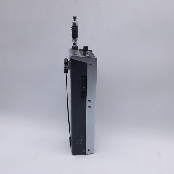 Realistic TRC-101 Transceiver 23 Channel Walky Talky - Picture 5 of 11